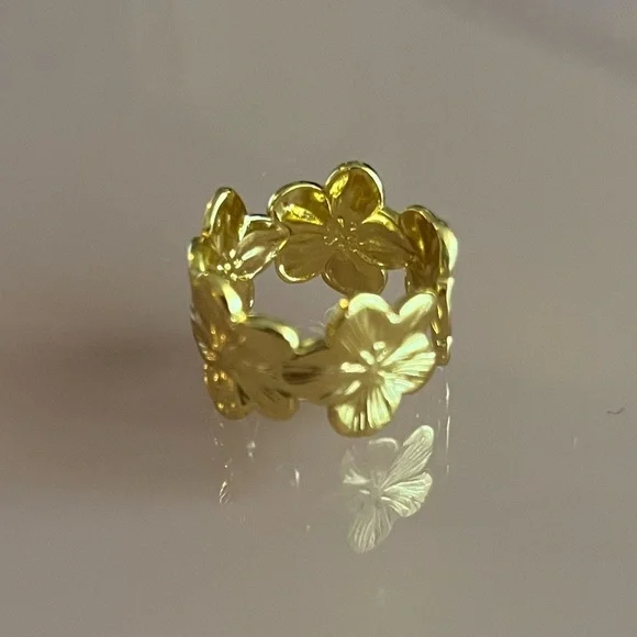 🌸 NEW Flower Open Gold Ring 🌸 - Picture 5 of 14